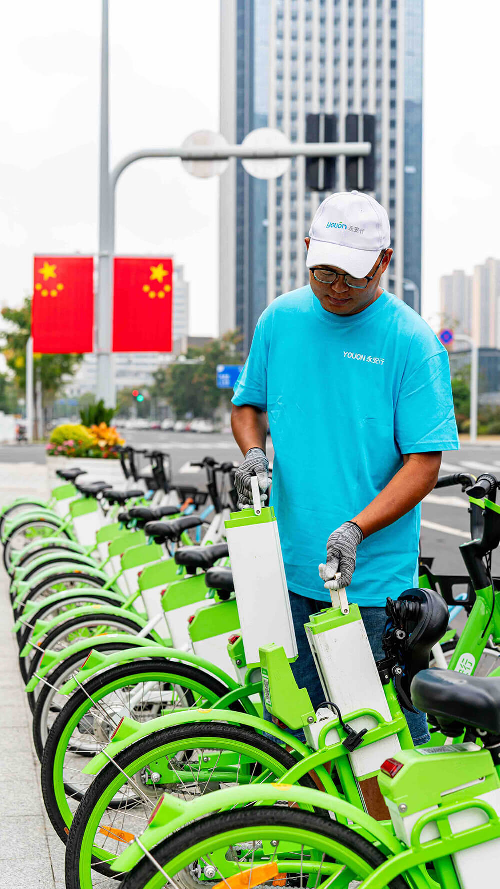 永安行運(yùn)營(yíng)員：日均換電量達(dá)300多次