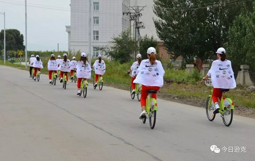 C:\Users\Administrator\Desktop\11..jpg C:\Users\Administrator\Desktop\11..jpg