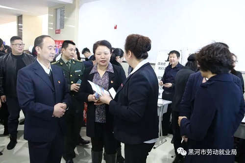 C:\Users\Administrator\Desktop\4..jpg C:\Users\Administrator\Desktop\4..jpg