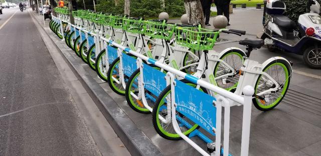 C:\Users\Administrator\Desktop\3.jpg C:\Users\Administrator\Desktop\3.jpg